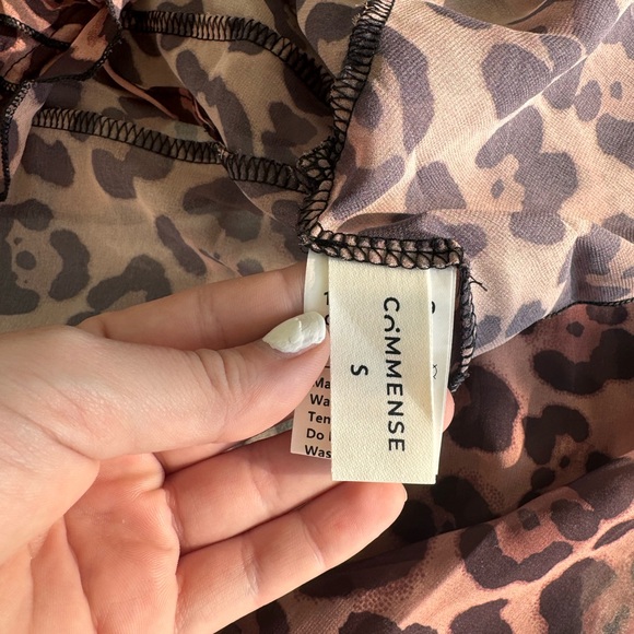 Women’s going out too - Picture 2 of 2